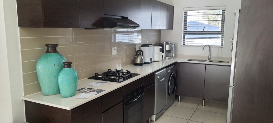 3 Bedroom Property for Sale in Greenstone Ridge Gauteng