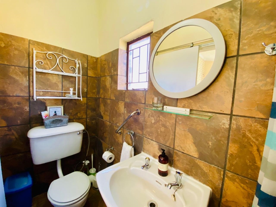 5 Bedroom Property for Sale in Golf View Gauteng