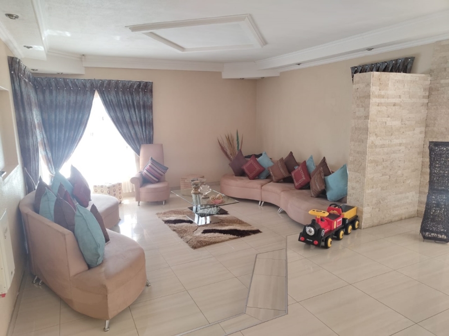 4 Bedroom Property for Sale in Dadaville Gauteng