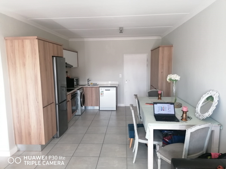 2 Bedroom Property for Sale in Willow Park Manor Gauteng