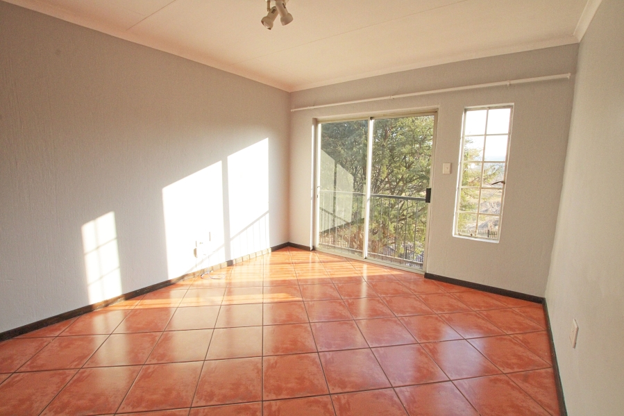 2 Bedroom Property for Sale in Roodepoort Gauteng