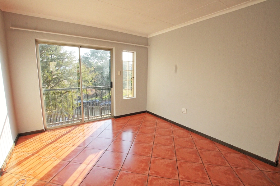 2 Bedroom Property for Sale in Roodepoort Gauteng