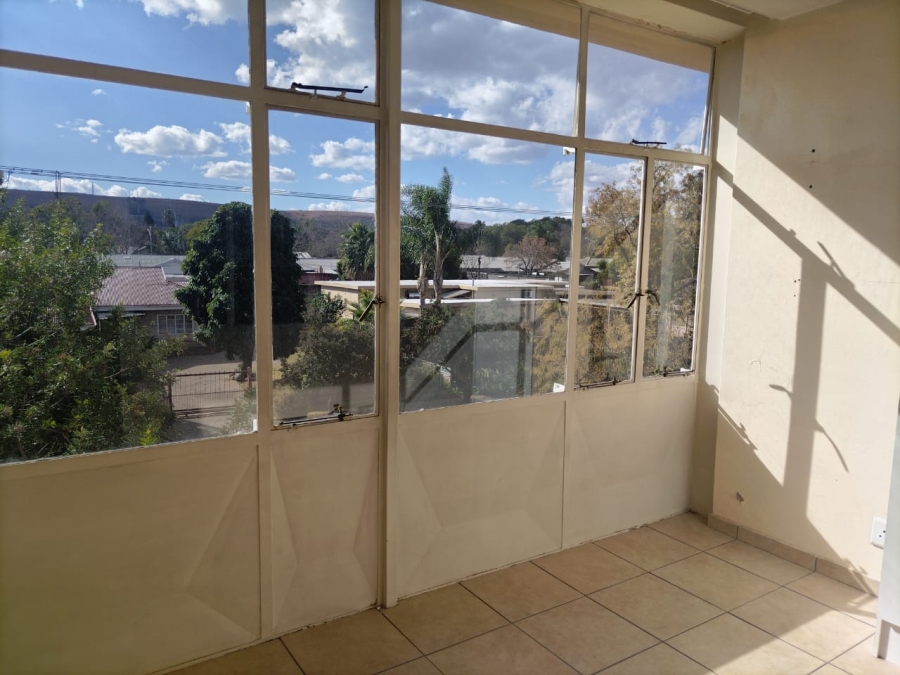 2 Bedroom Property for Sale in Moregloed Gauteng