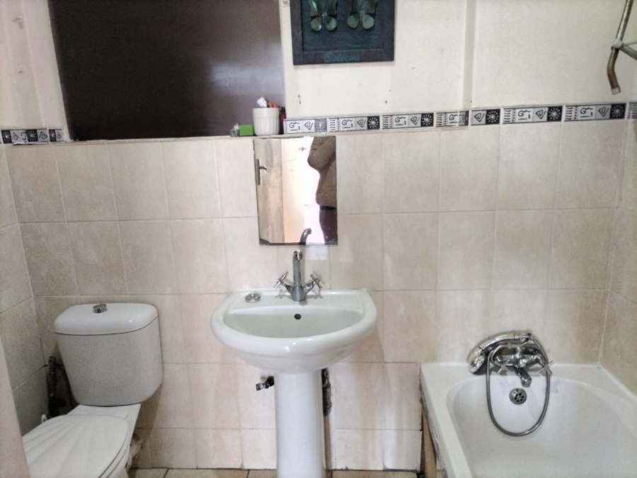 2 Bedroom Property for Sale in Moregloed Gauteng