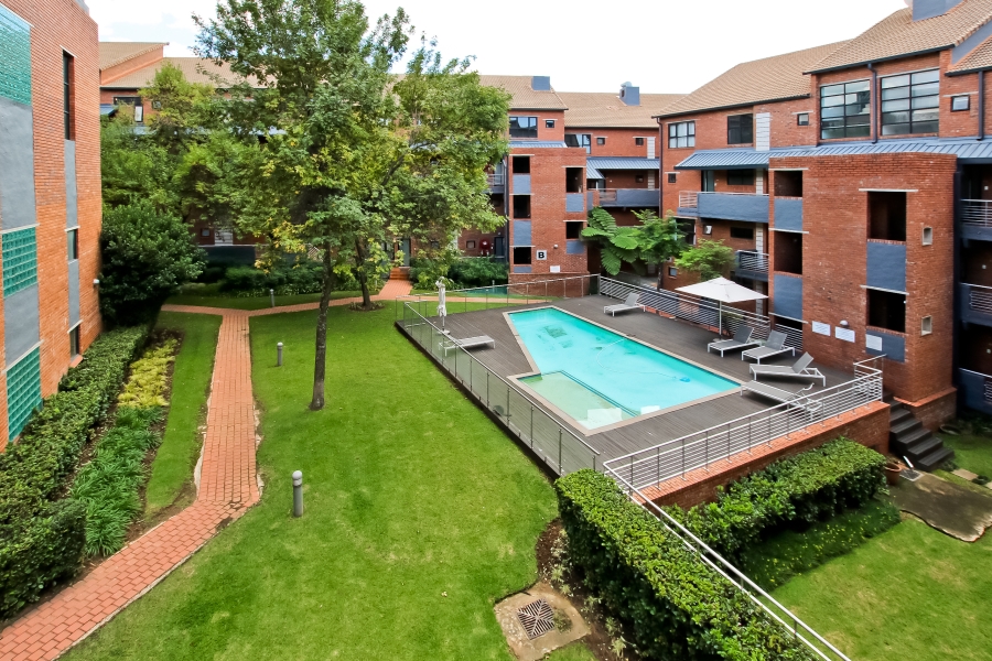 2 Bedroom Property for Sale in Atholl Gardens Gauteng