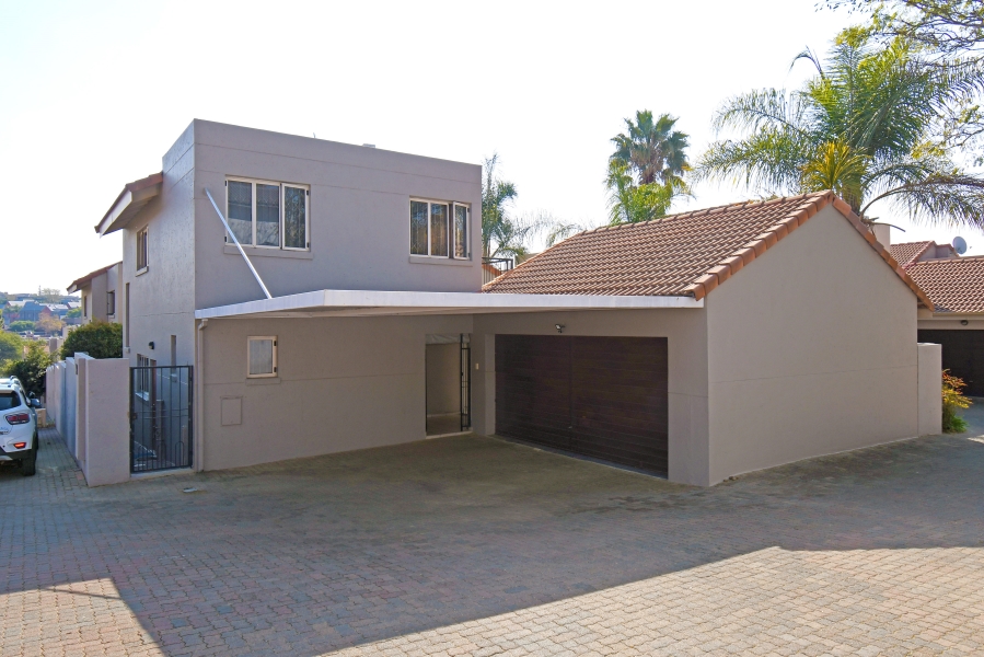 5 Bedroom Property for Sale in North Riding Gauteng