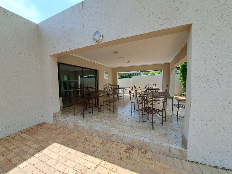 2 Bedroom Property for Sale in Dowerglen Gauteng