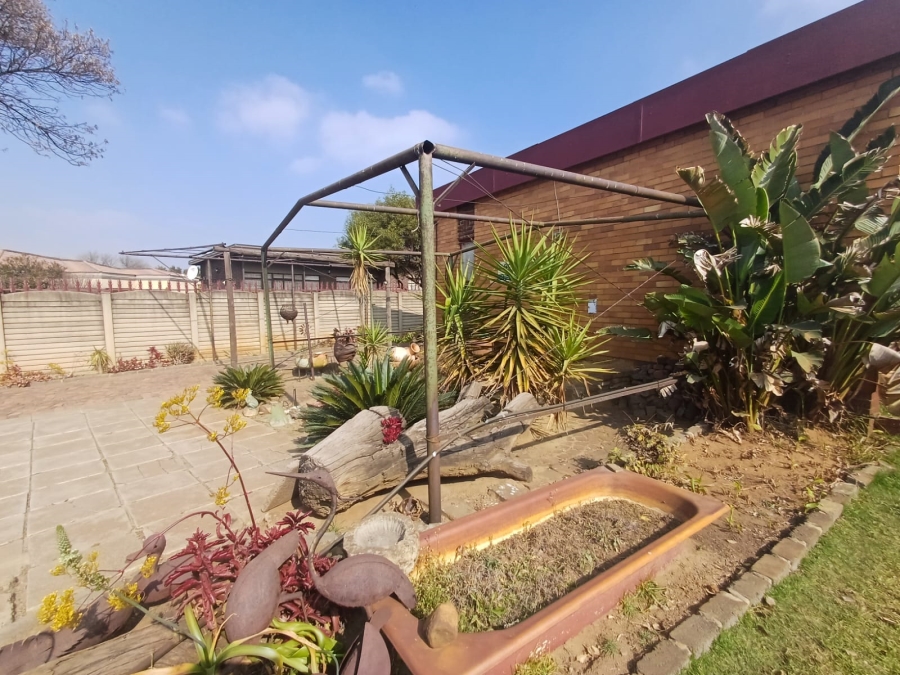 2 Bedroom Property for Sale in Vanderbijlpark CE 3 Gauteng