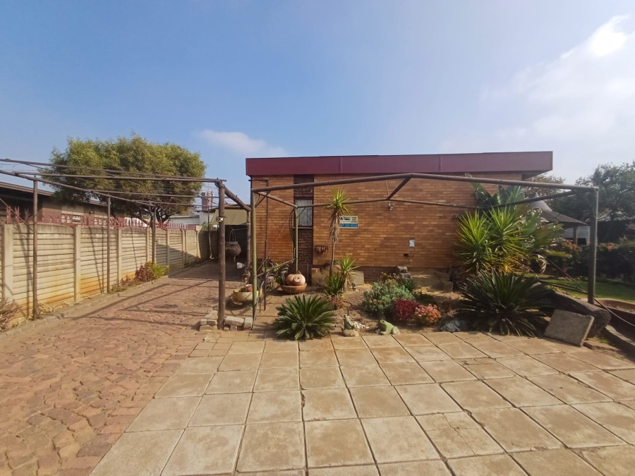 2 Bedroom Property for Sale in Vanderbijlpark CE 3 Gauteng