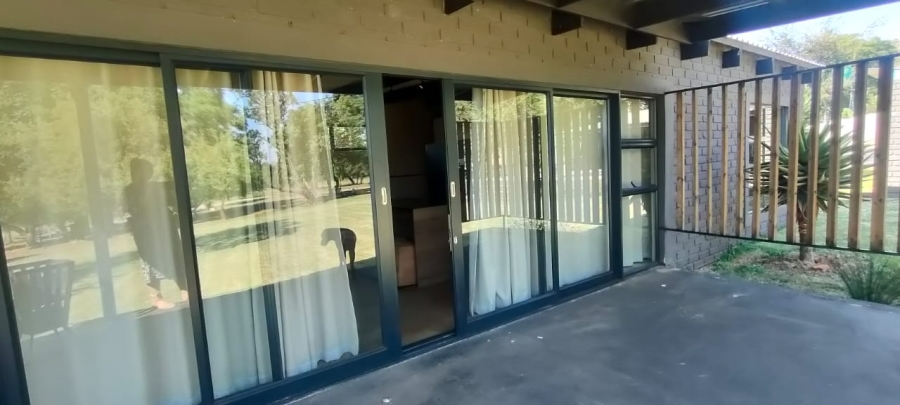 4 Bedroom Property for Sale in Vissershoek AH Gauteng