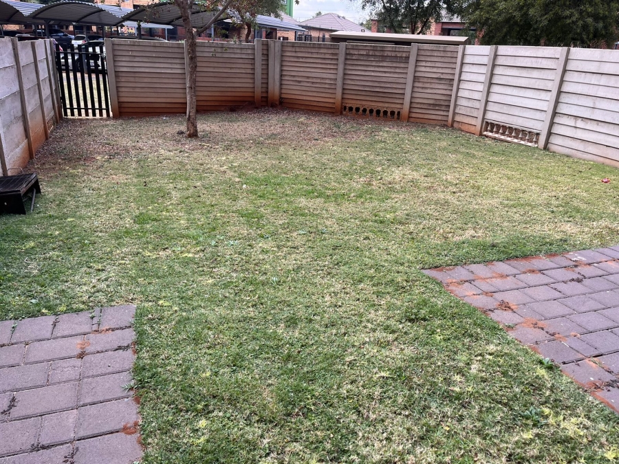 2 Bedroom Property for Sale in Montana Gauteng