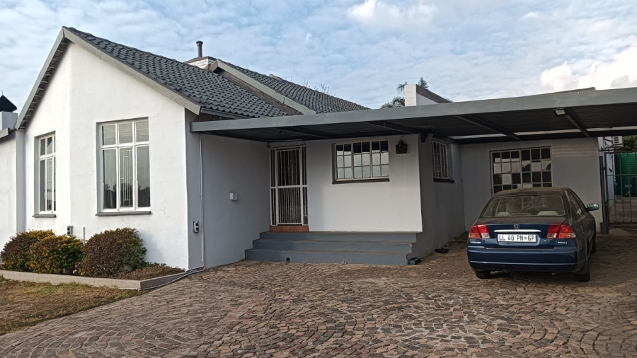 To Let 3 Bedroom Property for Rent in Edleen Gauteng