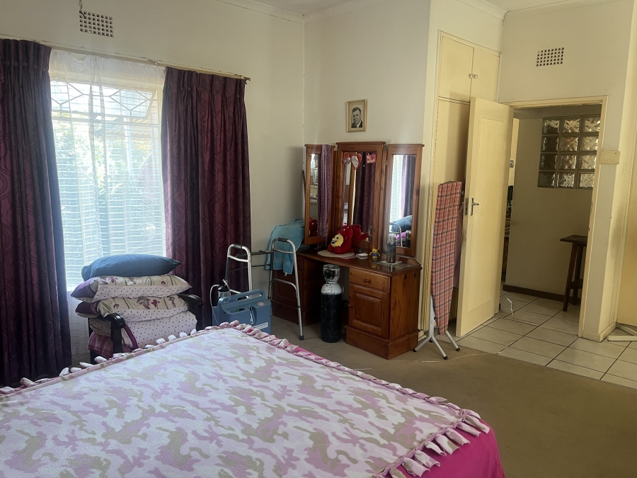 4 Bedroom Property for Sale in Greenhills Gauteng