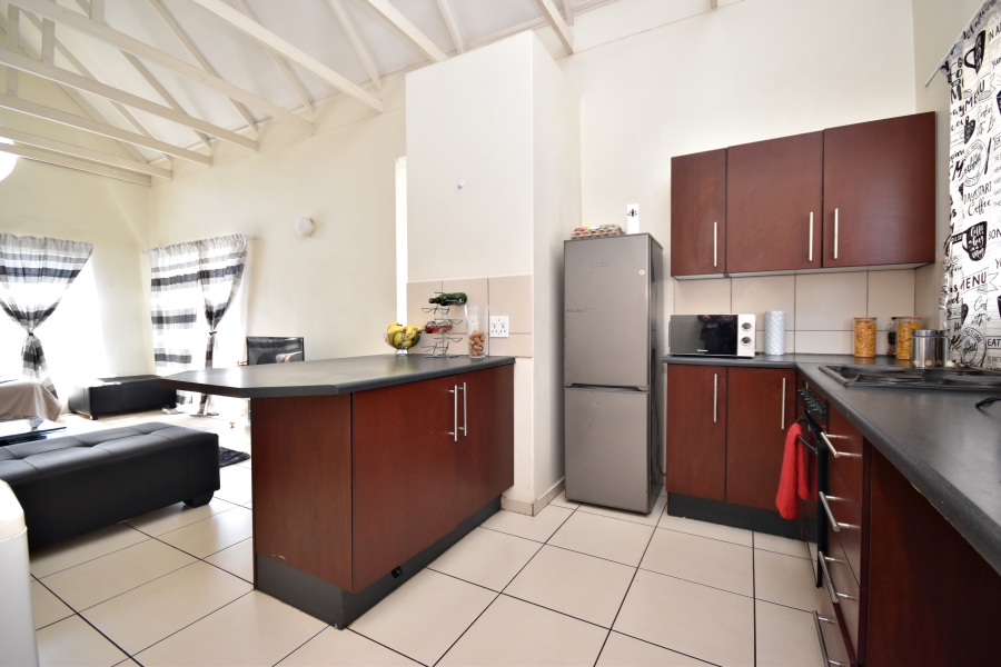 1 Bedroom Property for Sale in Ferndale Gauteng