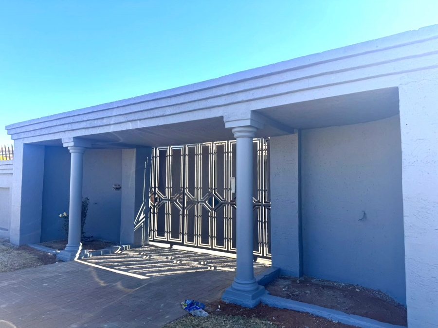 3 Bedroom Property for Sale in Vosloorus Ext 6 Gauteng