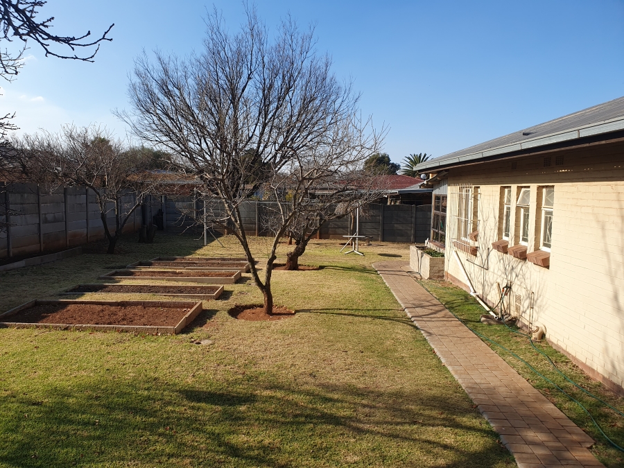 3 Bedroom Property for Sale in Casseldale Gauteng