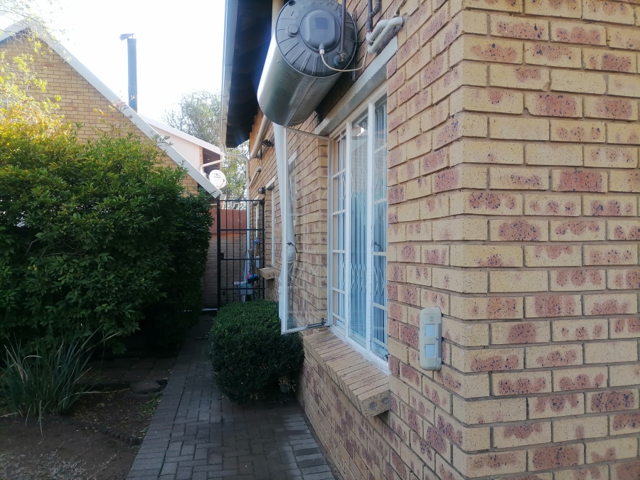 3 Bedroom Property for Sale in Celtisdal Gauteng