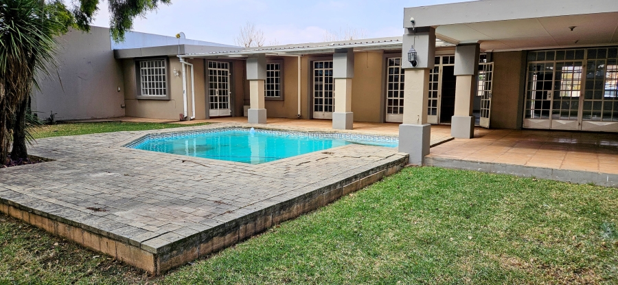 3 Bedroom Property for Sale in Three Rivers Proper Gauteng