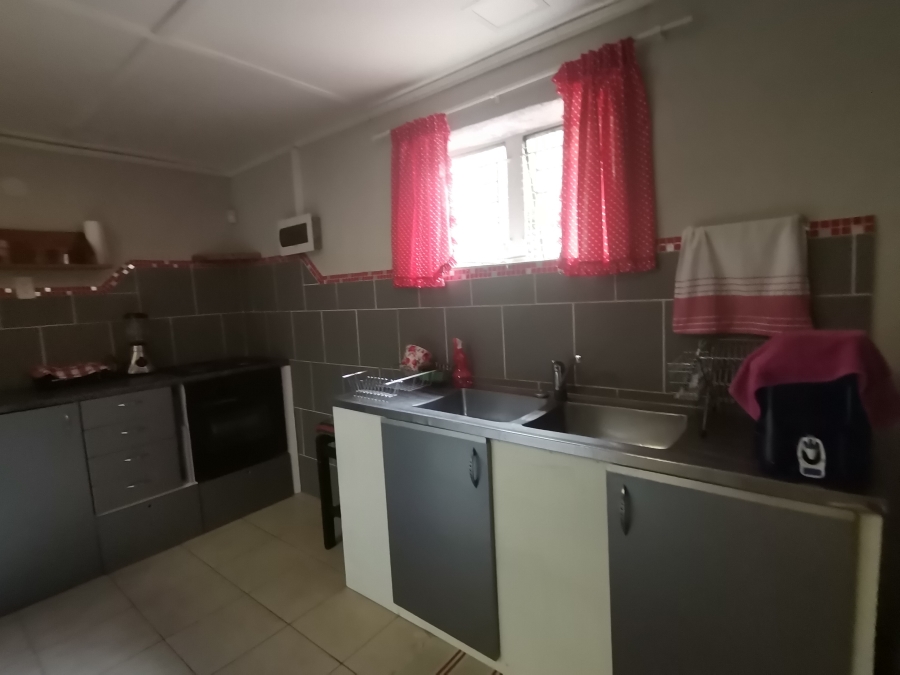 4 Bedroom Property for Sale in Andeon Gauteng