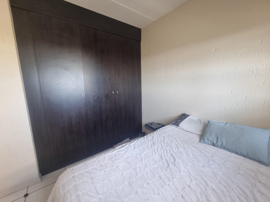 2 Bedroom Property for Sale in Paulshof Gauteng