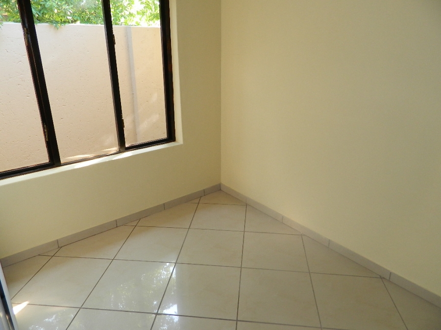 To Let 3 Bedroom Property for Rent in Willow Acres Gauteng