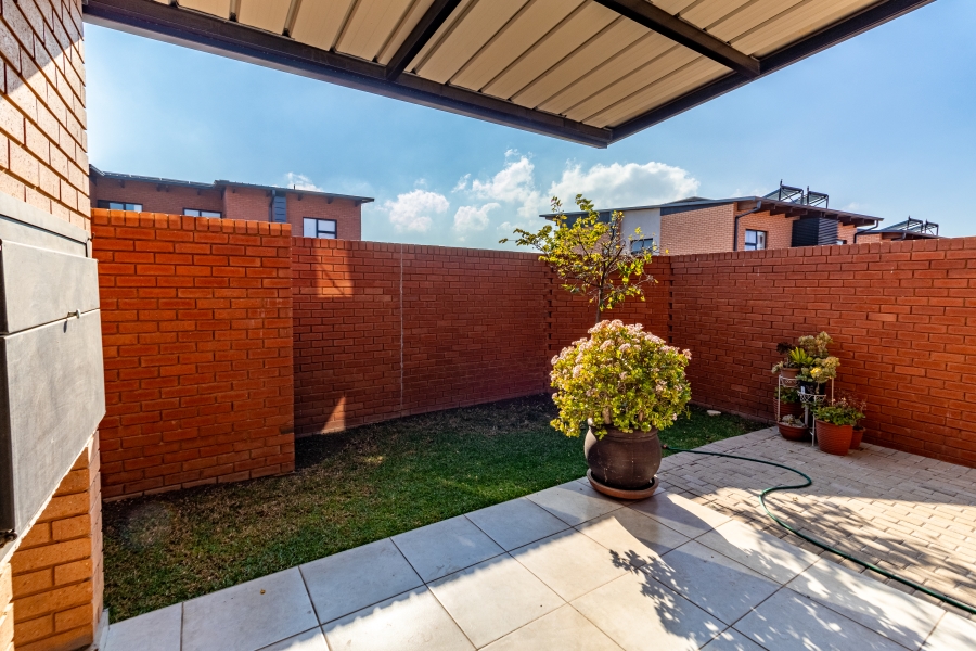 2 Bedroom Property for Sale in Six Fountains Residential Estate Gauteng