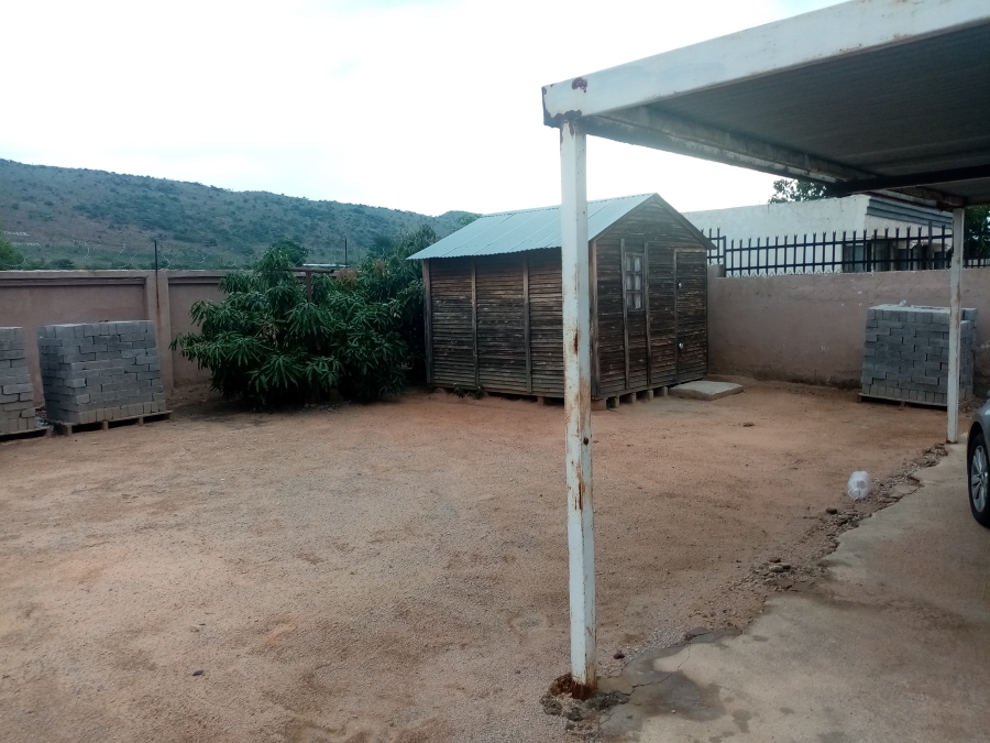 2 Bedroom Property for Sale in Kirkney Gauteng