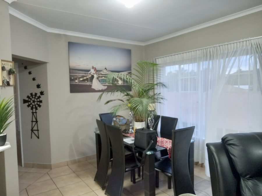 3 Bedroom Property for Sale in Eloffsdal Gauteng