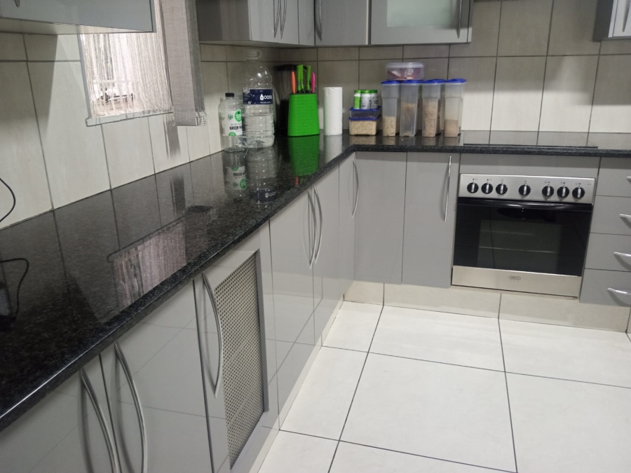 3 Bedroom Property for Sale in Van Dyk Park Gauteng