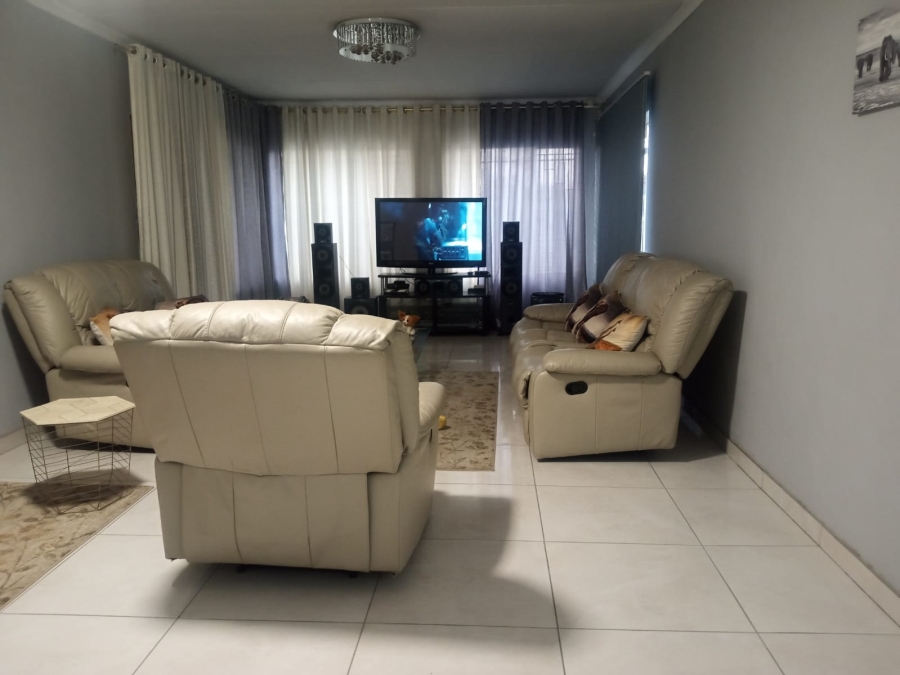 3 Bedroom Property for Sale in Van Dyk Park Gauteng