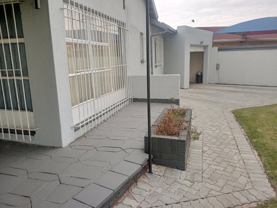 3 Bedroom Property for Sale in Van Dyk Park Gauteng