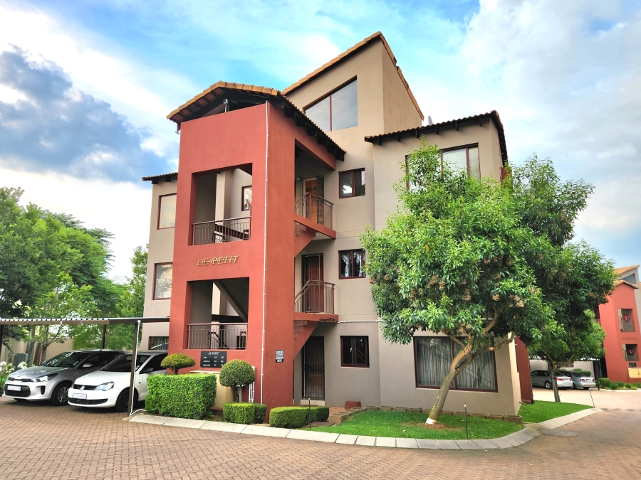 To Let 2 Bedroom Property for Rent in Honeydew Gauteng