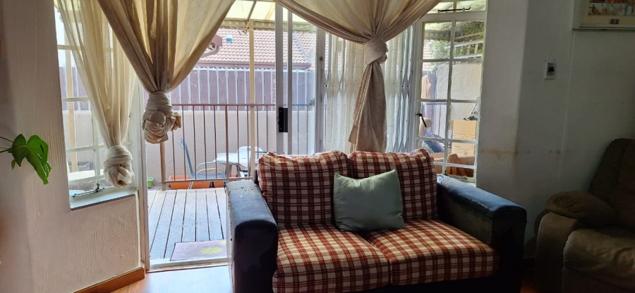 3 Bedroom Property for Sale in Illiondale Gauteng