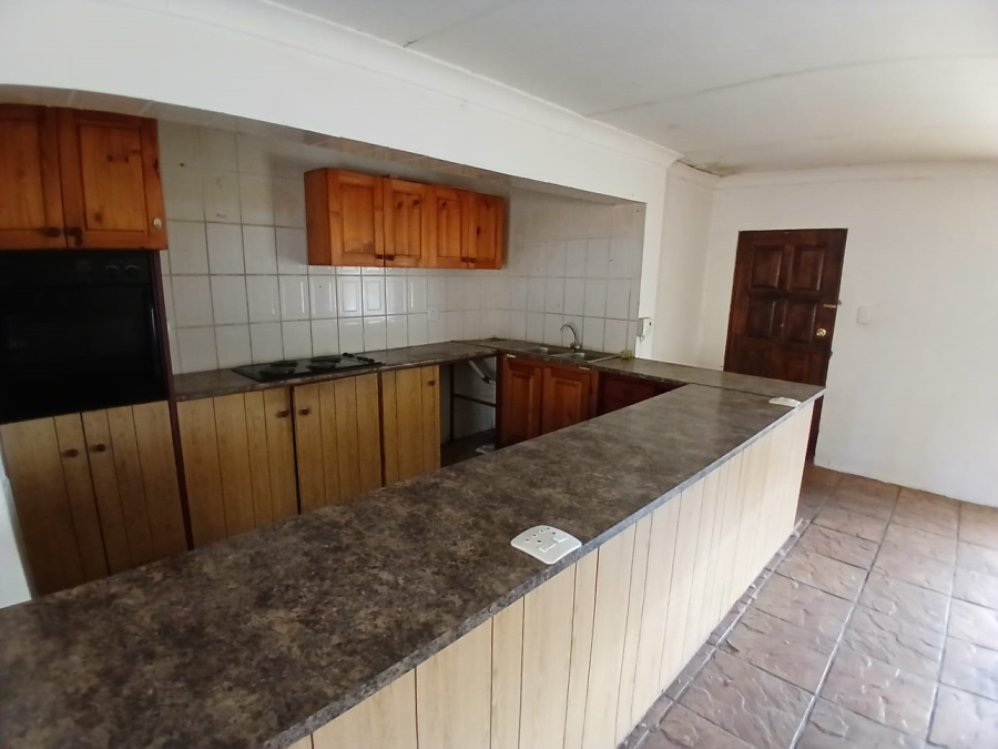 4 Bedroom Property for Sale in Walker Fruit Farms Gauteng