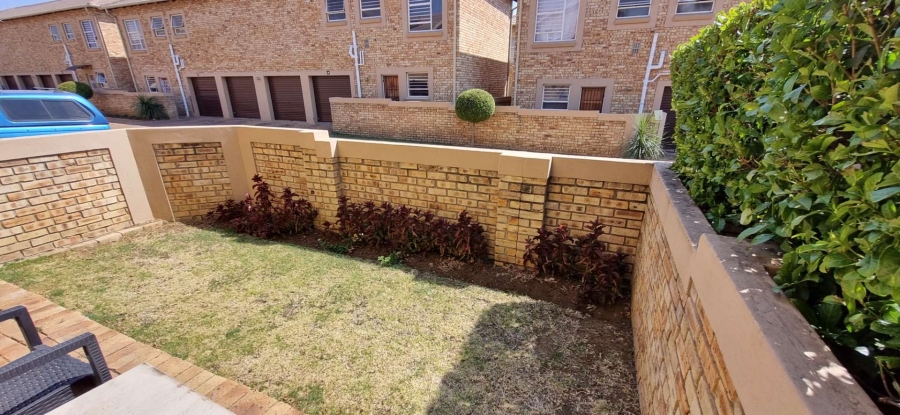 3 Bedroom Property for Sale in Heuwelsig Estate Gauteng