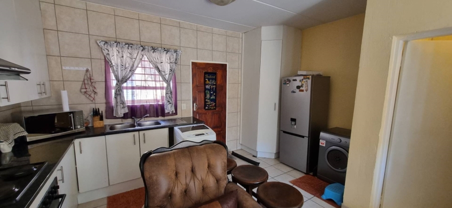 3 Bedroom Property for Sale in Heuwelsig Estate Gauteng