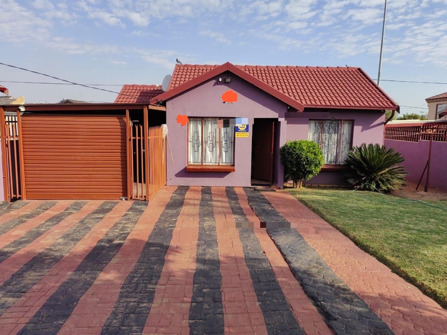 To Let 3 Bedroom Property for Rent in Lotus Gardens Gauteng