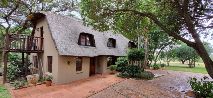 8 Bedroom Property for Sale in Monavoni A H Gauteng