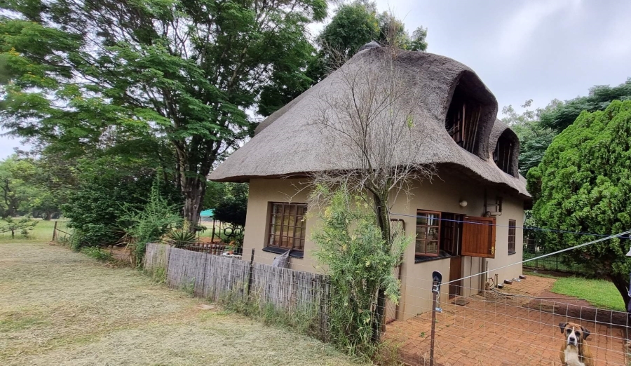 8 Bedroom Property for Sale in Monavoni A H Gauteng