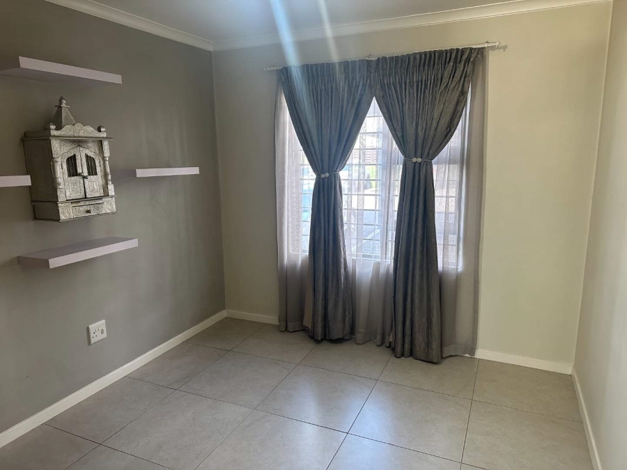 3 Bedroom Property for Sale in Westlake Eco Estate Gauteng