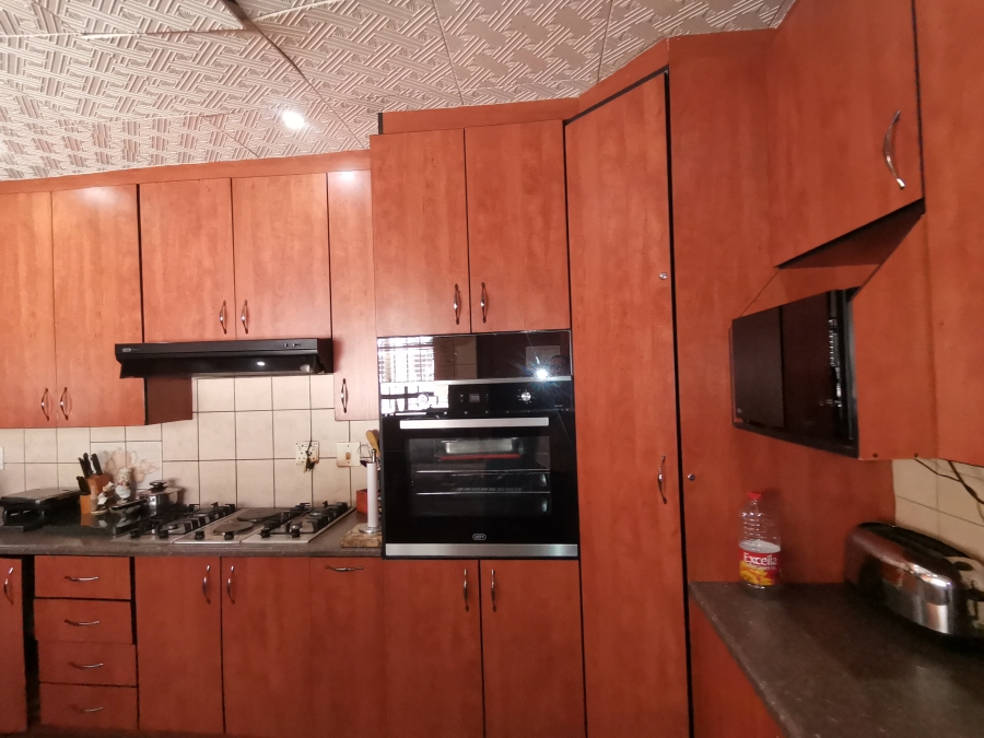 3 Bedroom Property for Sale in Claremont Gauteng