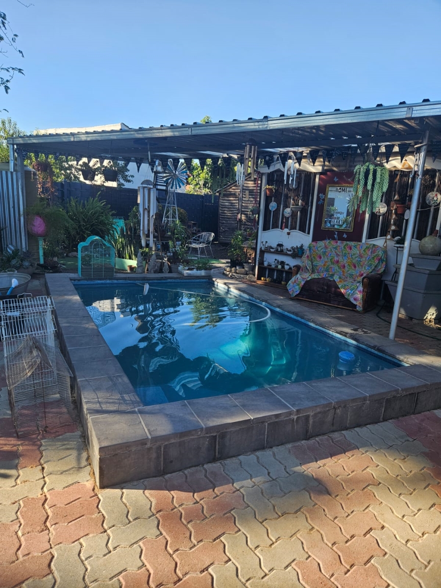 6 Bedroom Property for Sale in Daspoort Gauteng