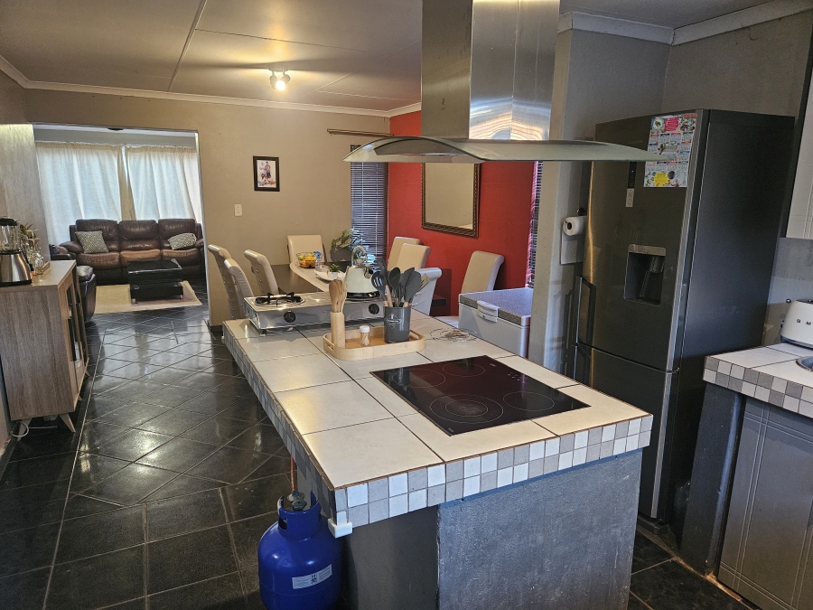 4 Bedroom Property for Sale in Doornpoort Gauteng