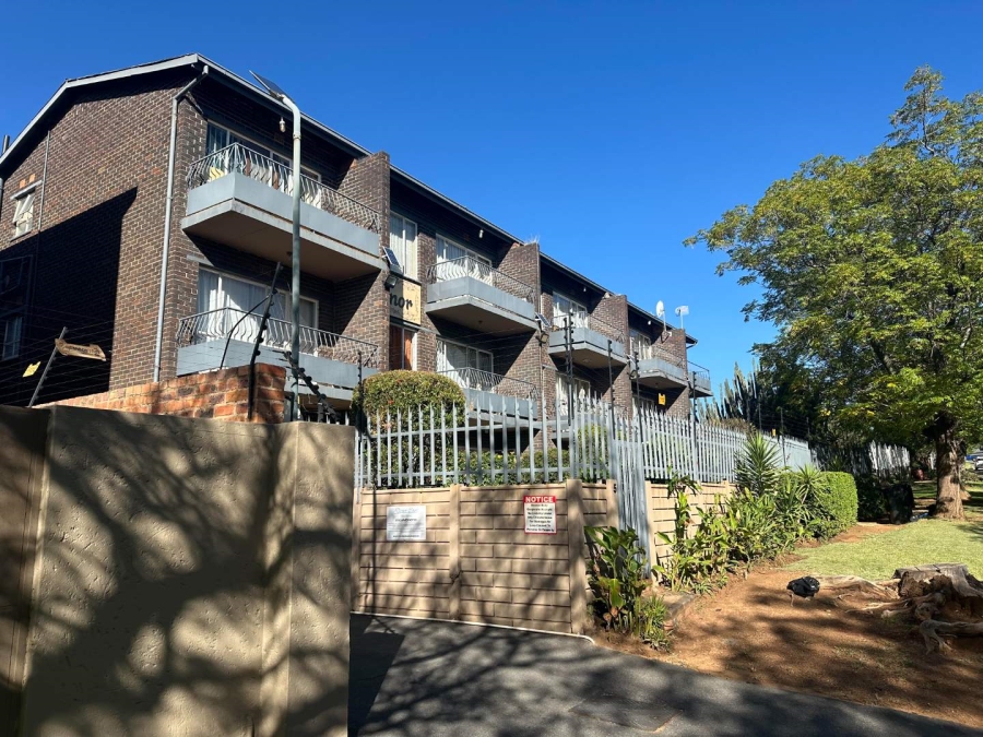 1 Bedroom Property for Sale in Edenvale Central Gauteng