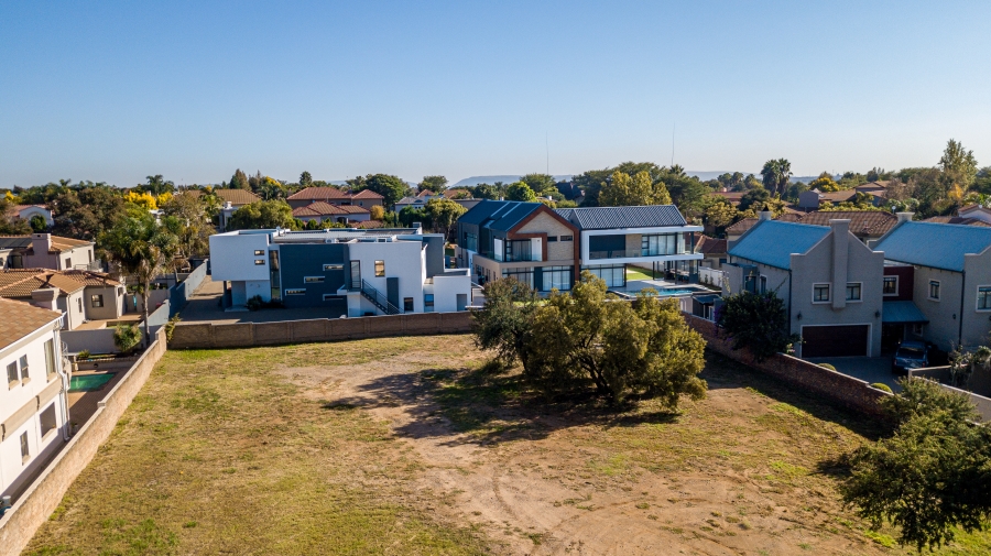 0 Bedroom Property for Sale in Silver Lakes Golf Estate Gauteng