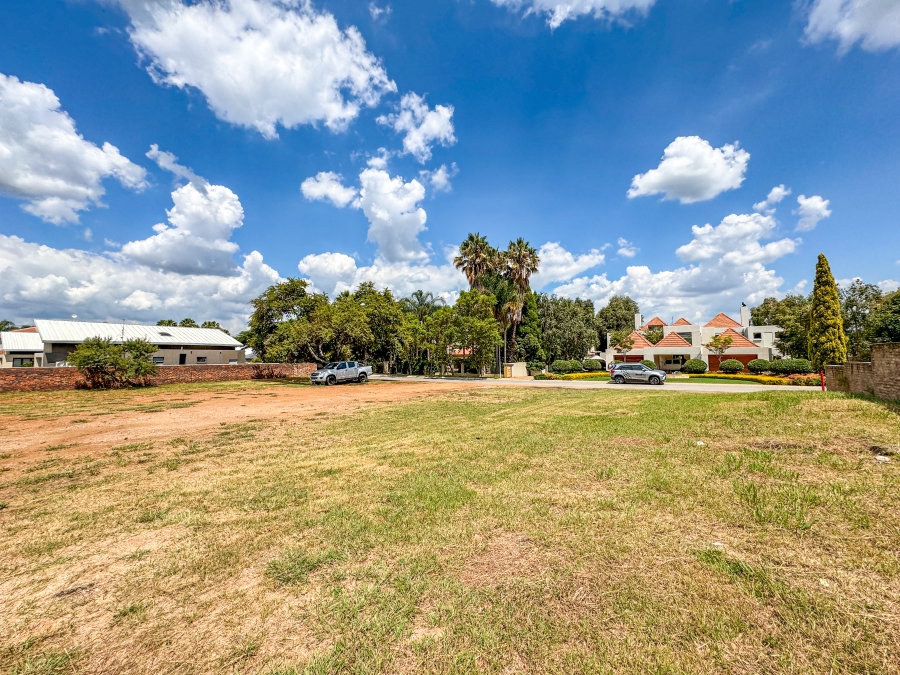 0 Bedroom Property for Sale in Silver Lakes Golf Estate Gauteng