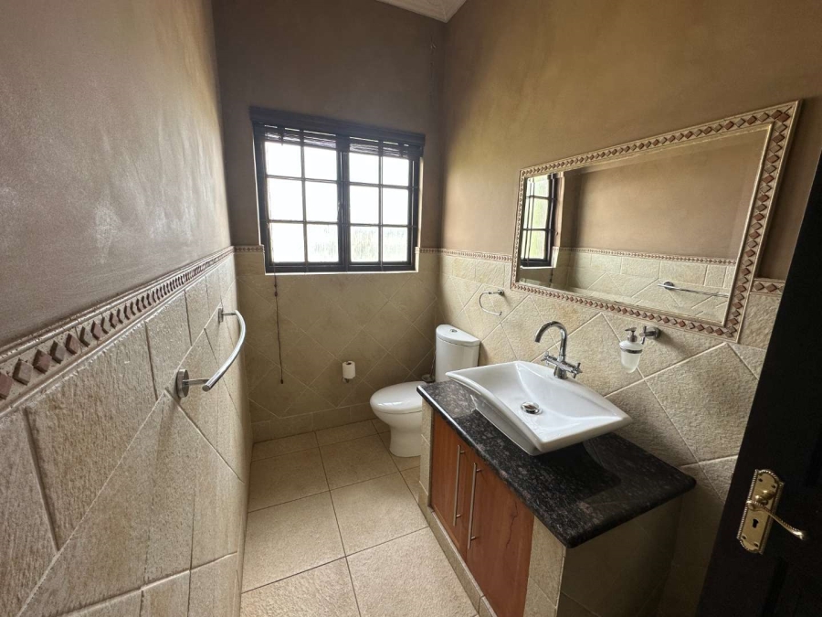 5 Bedroom Property for Sale in Dowerglen Ext 3 Gauteng