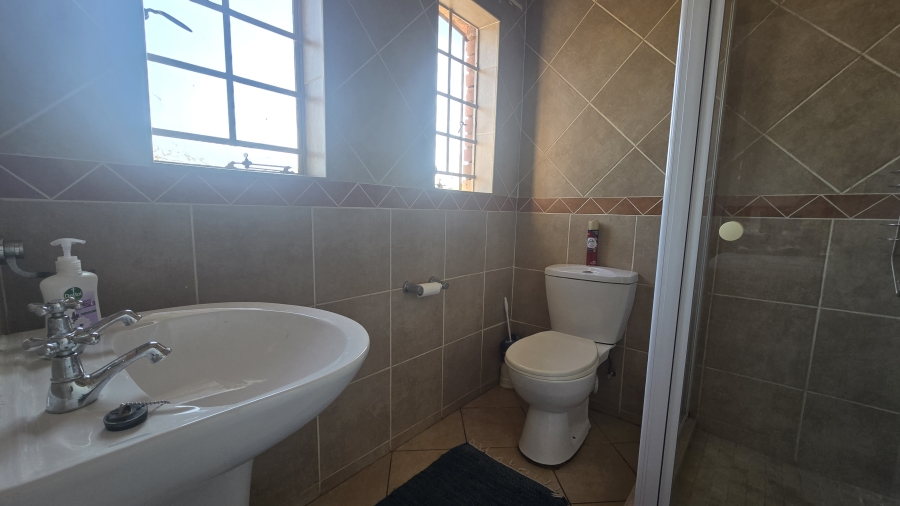 3 Bedroom Property for Sale in The Wilds Gauteng