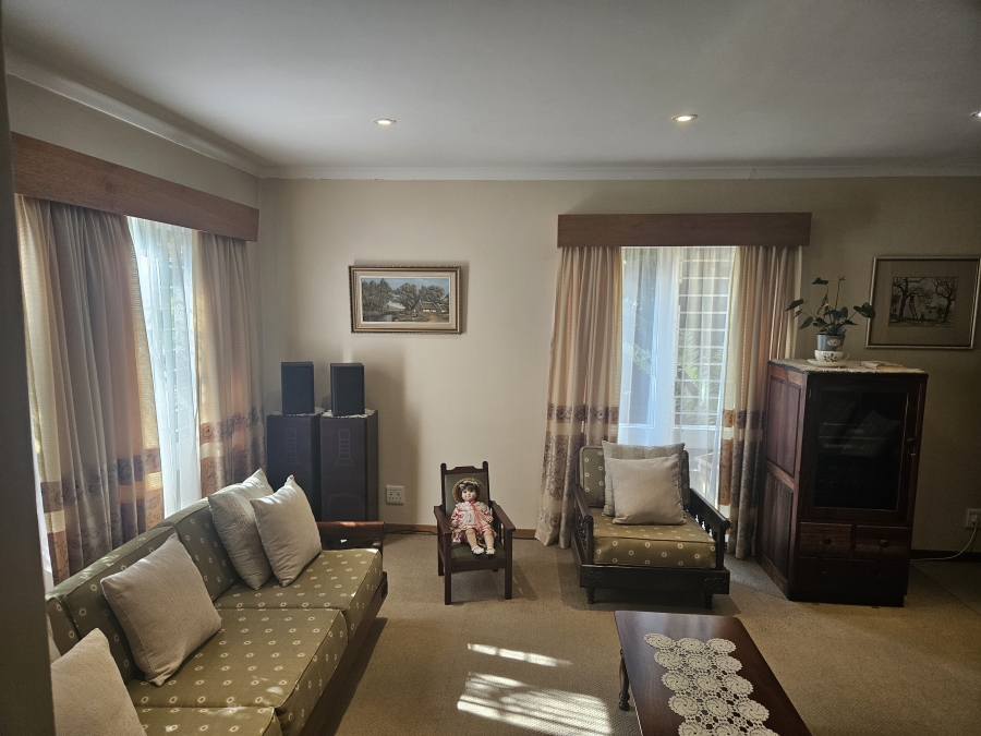 4 Bedroom Property for Sale in Magalieskruin Gauteng