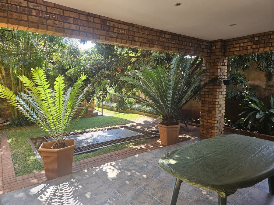 4 Bedroom Property for Sale in Magalieskruin Gauteng